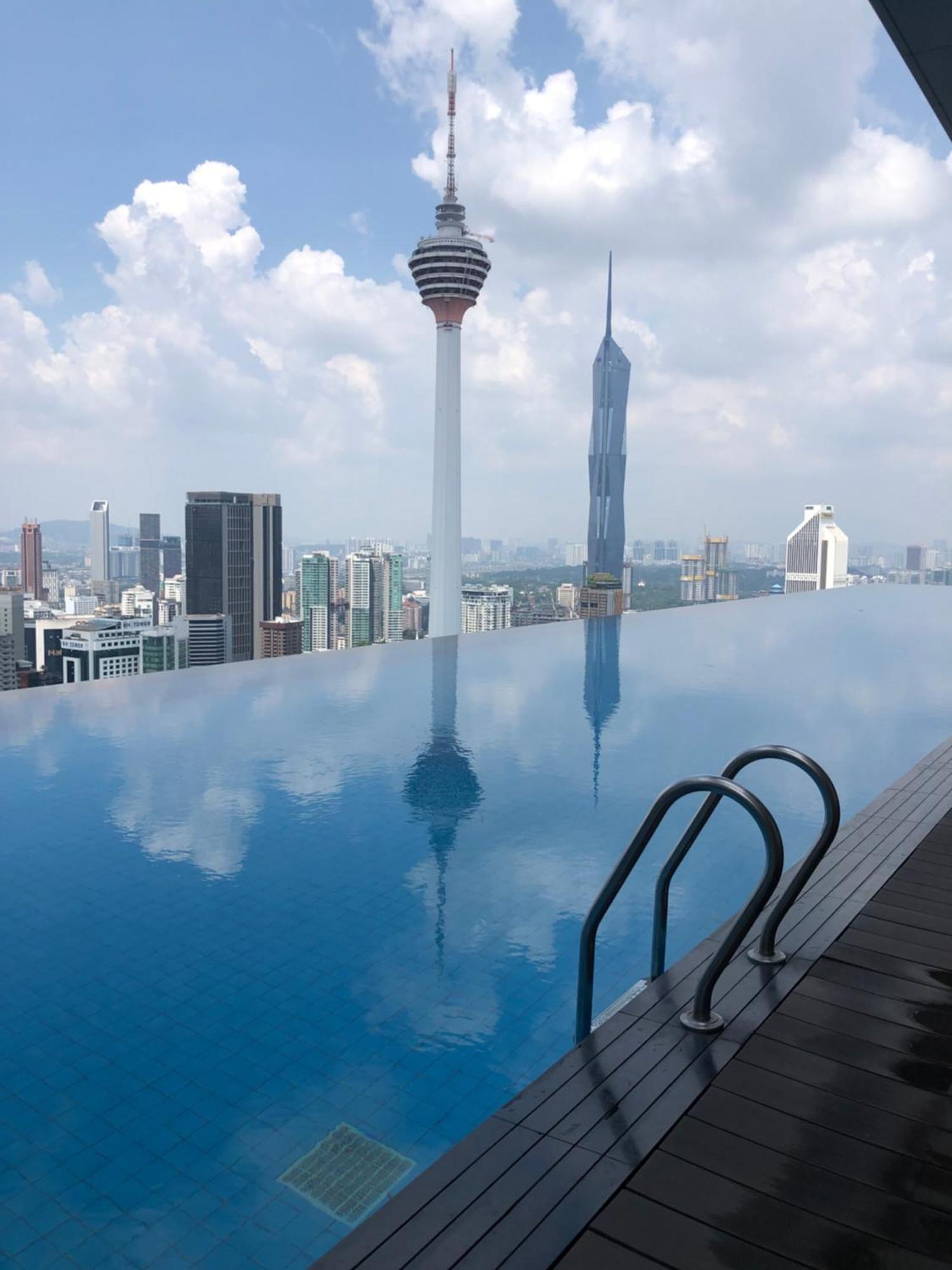 クアラルンプールPlatinum Klcc Pool Viewアパートメント エクステリア 写真