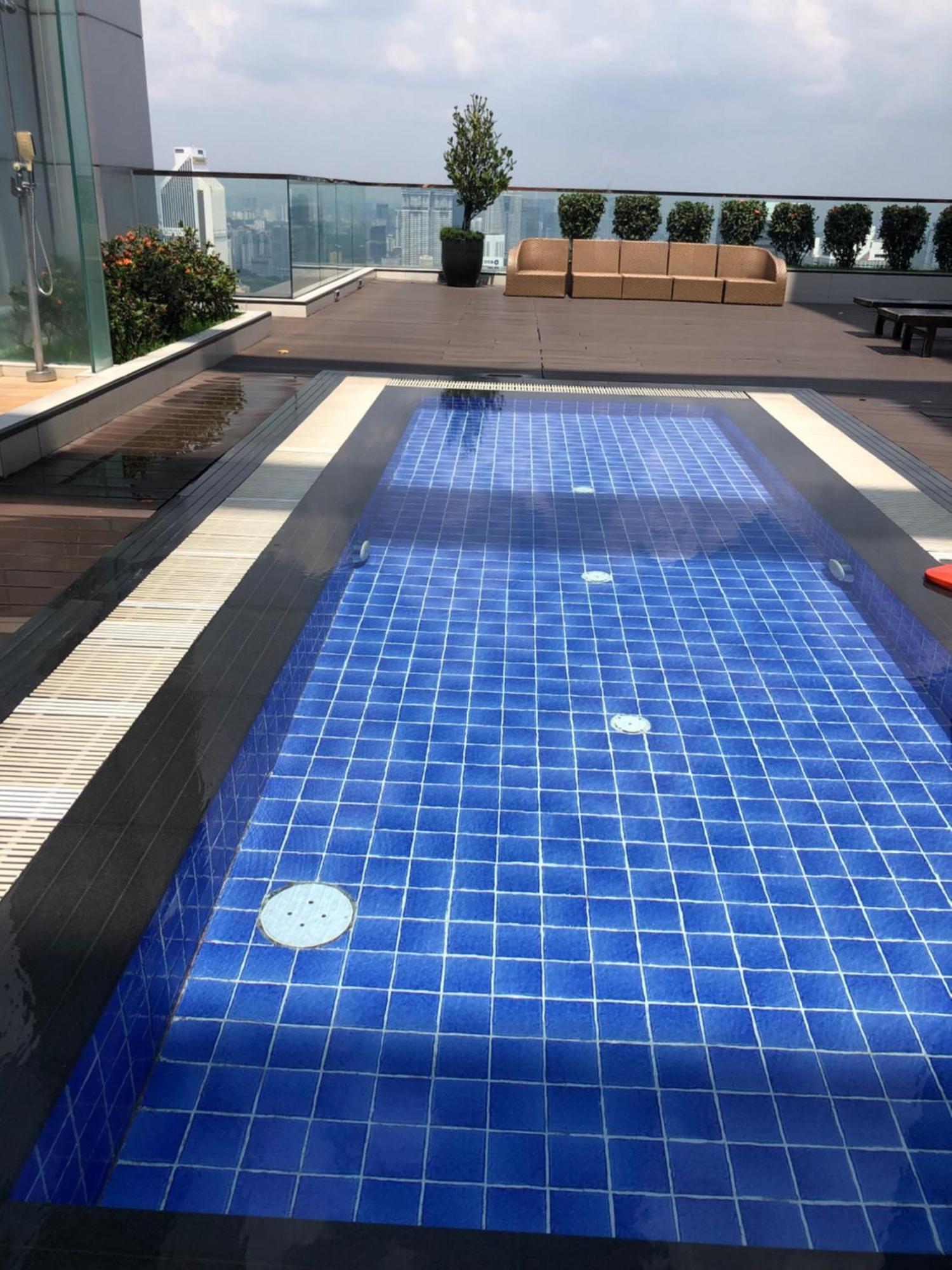 クアラルンプールPlatinum Klcc Pool Viewアパートメント エクステリア 写真