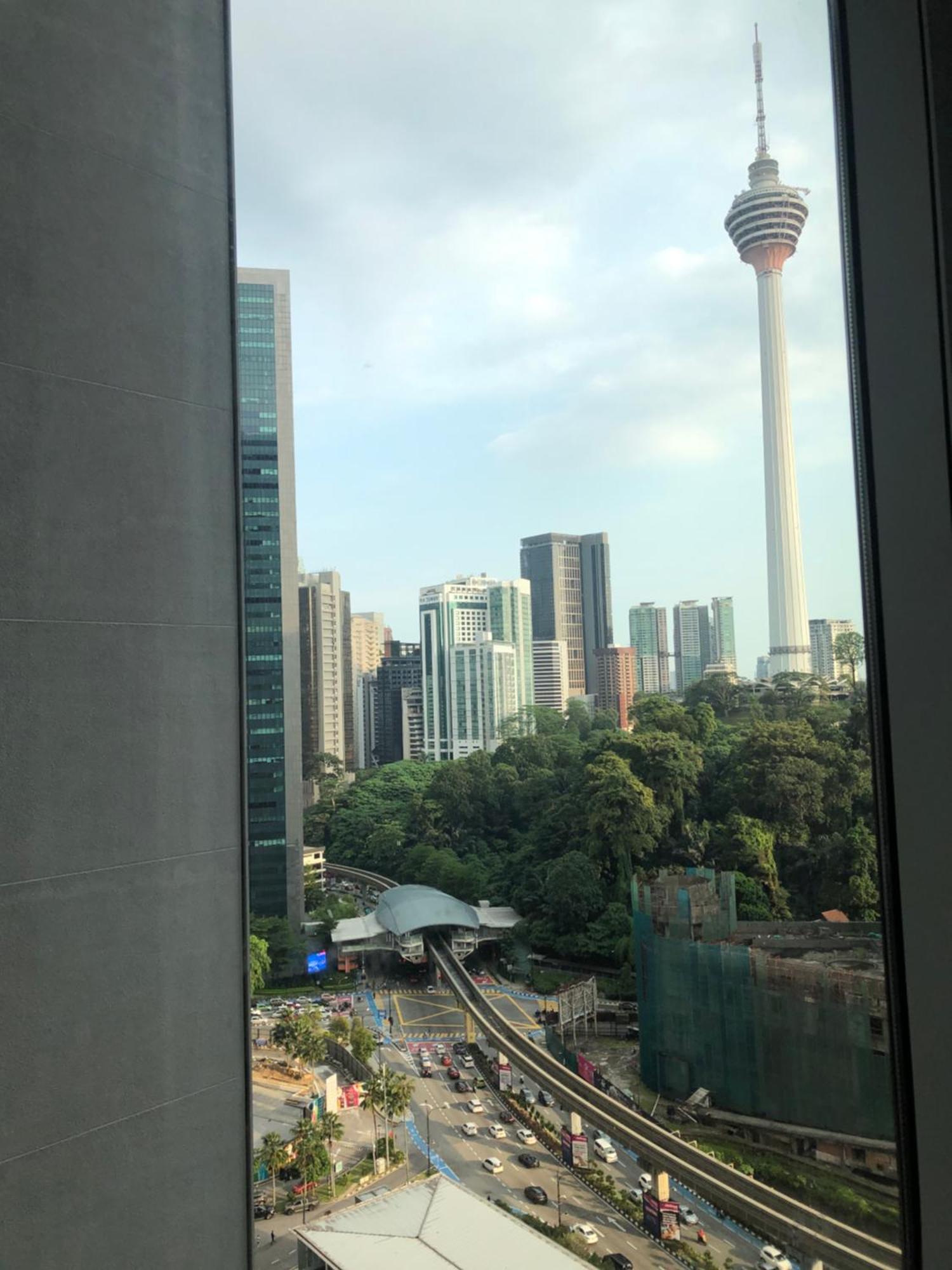 クアラルンプールPlatinum Klcc Pool Viewアパートメント エクステリア 写真